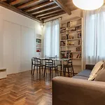 Casa Isabella Al Colosseo - Fromhometorome