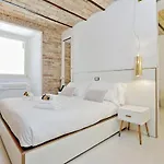 Ych-Charming Flat Near Colosseum