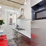 Ych-Charming Flat Near Colosseum