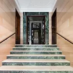 Lovely Apartment In Prati Near Vatican