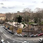 Large Apartment In Rome City Center