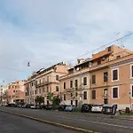 Major 93 Guesthouse