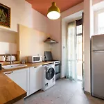 La Stella Apartment By Hostand
