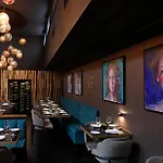 U-Visionary Roma Hotel