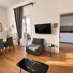 Dieci At Spanish Step - Belsiana Luxury Apartment