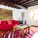 Roman Heritage- Pantheon- Up To 6 Guests