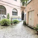 Victoria Suites
