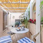 Campo Dei Fiori Modern Apartment With Terrace