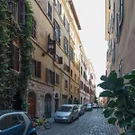 Fori Imperiali Elegant Apartment