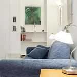 Cosy Holiday Home In Roma With Mezzanine