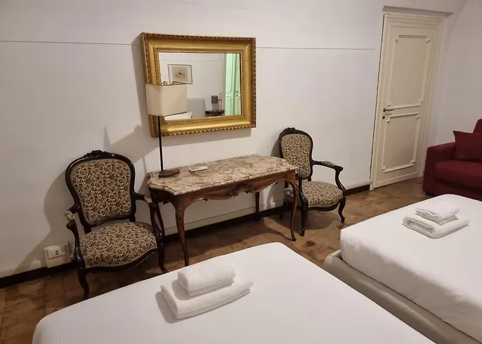 Luxury 2 Bedroom Apartment In The Heart Of Roma
