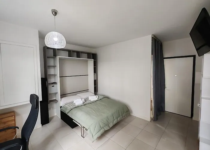 Porta Di Roma Apartment