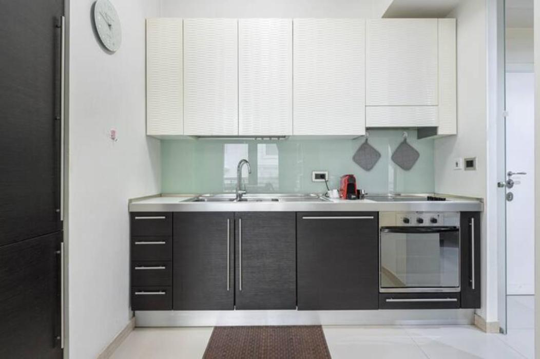 Visconti Apartment. * Roma