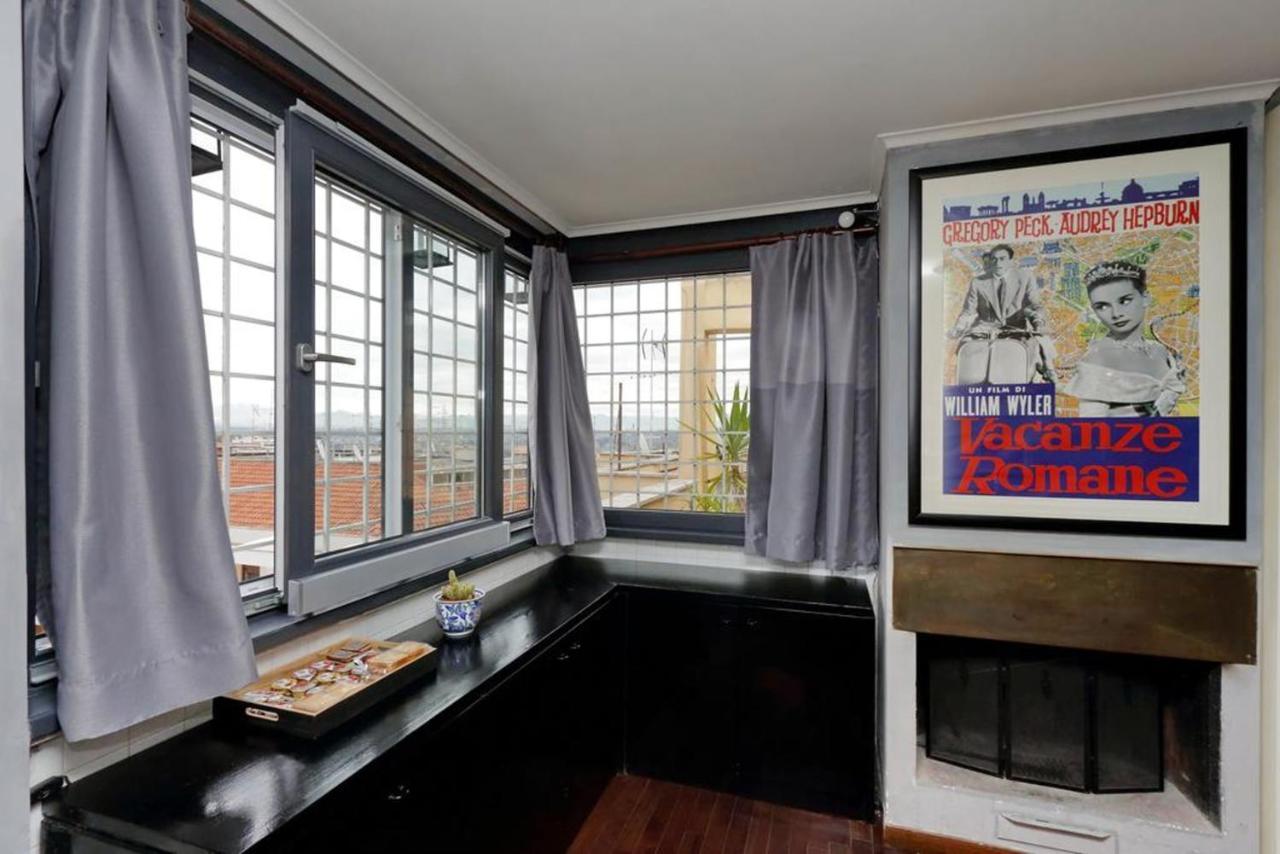Charming In Near The Vatican 30 M² Parking Included Apartment *