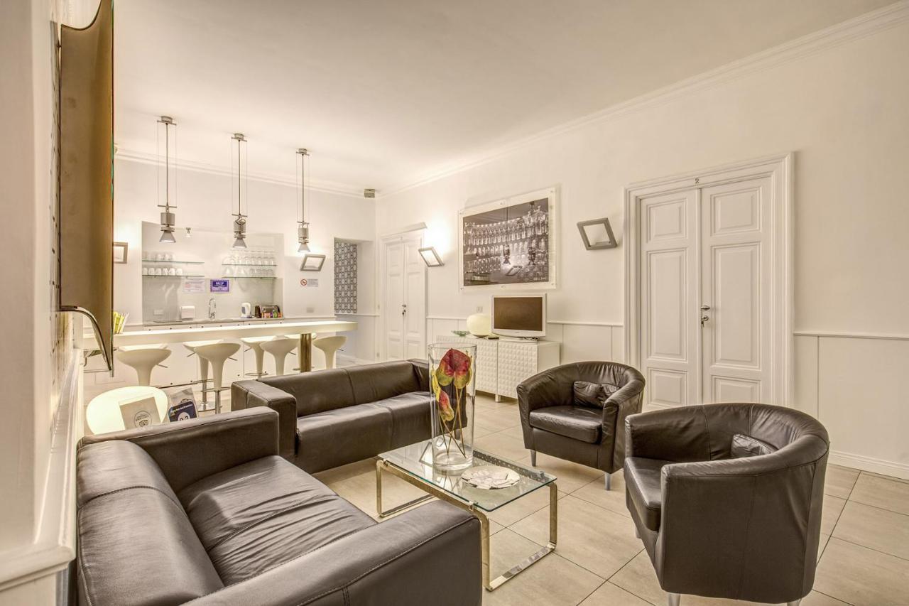 Enjoy Luxury In * Roma