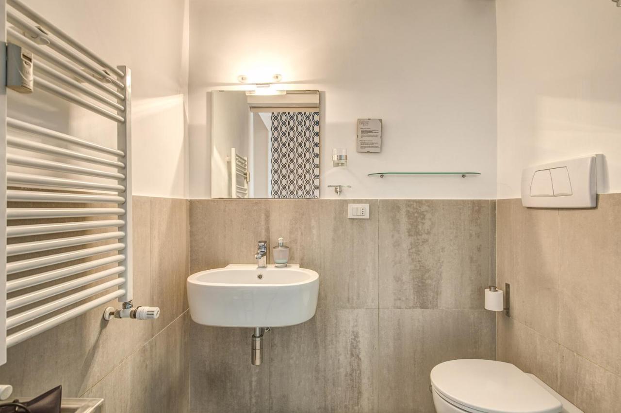 Enjoy Luxury In * Roma