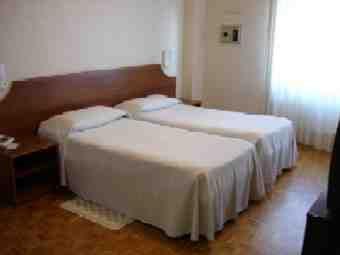 Caravel Hotel 4*