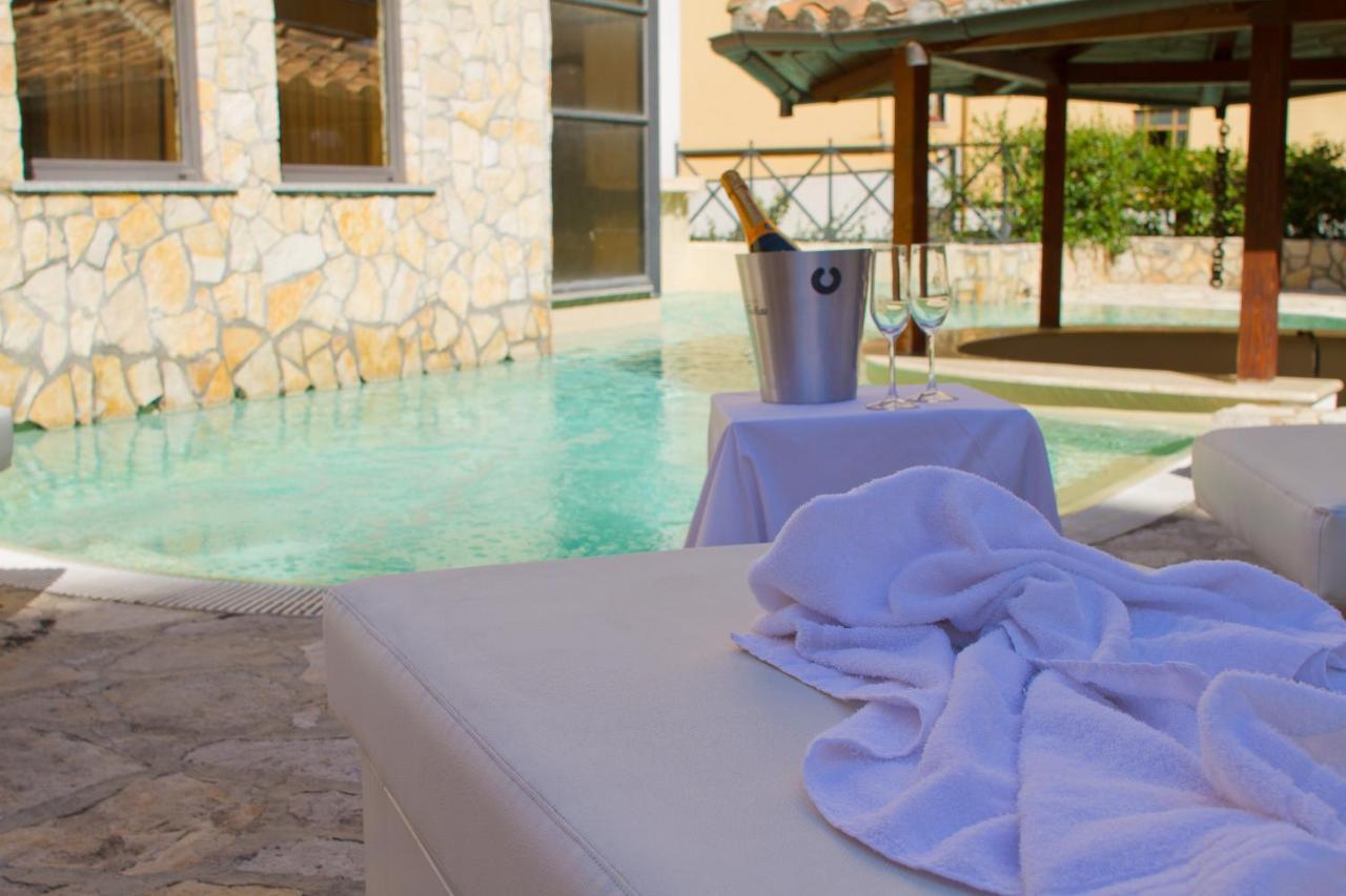 Hotel The 3*