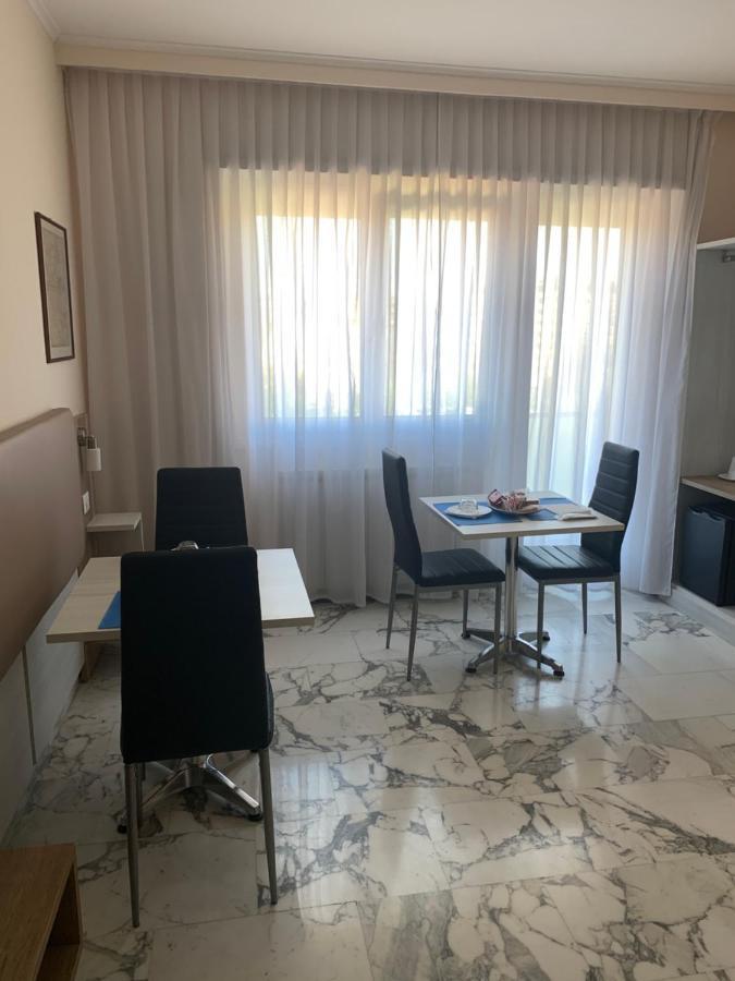 Domus Della Radio Bed & Breakfast 2*