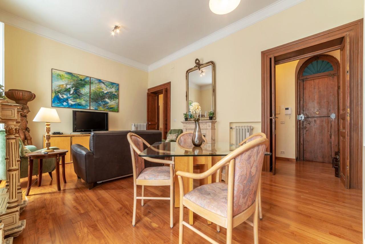 Termini And Elegant Apartment Rom