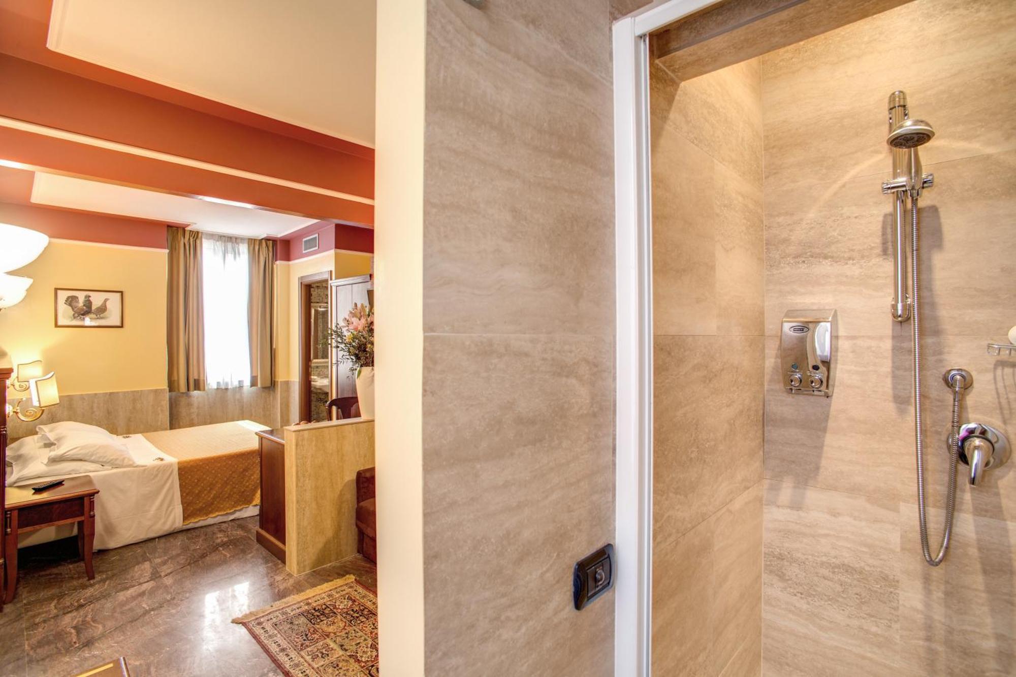 Hotell Aurelius Art Gallery 3*