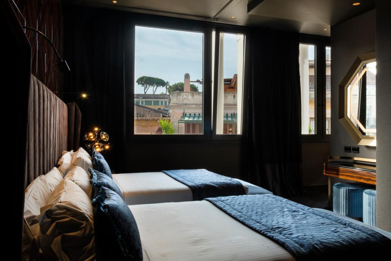 U-visionary Hotel