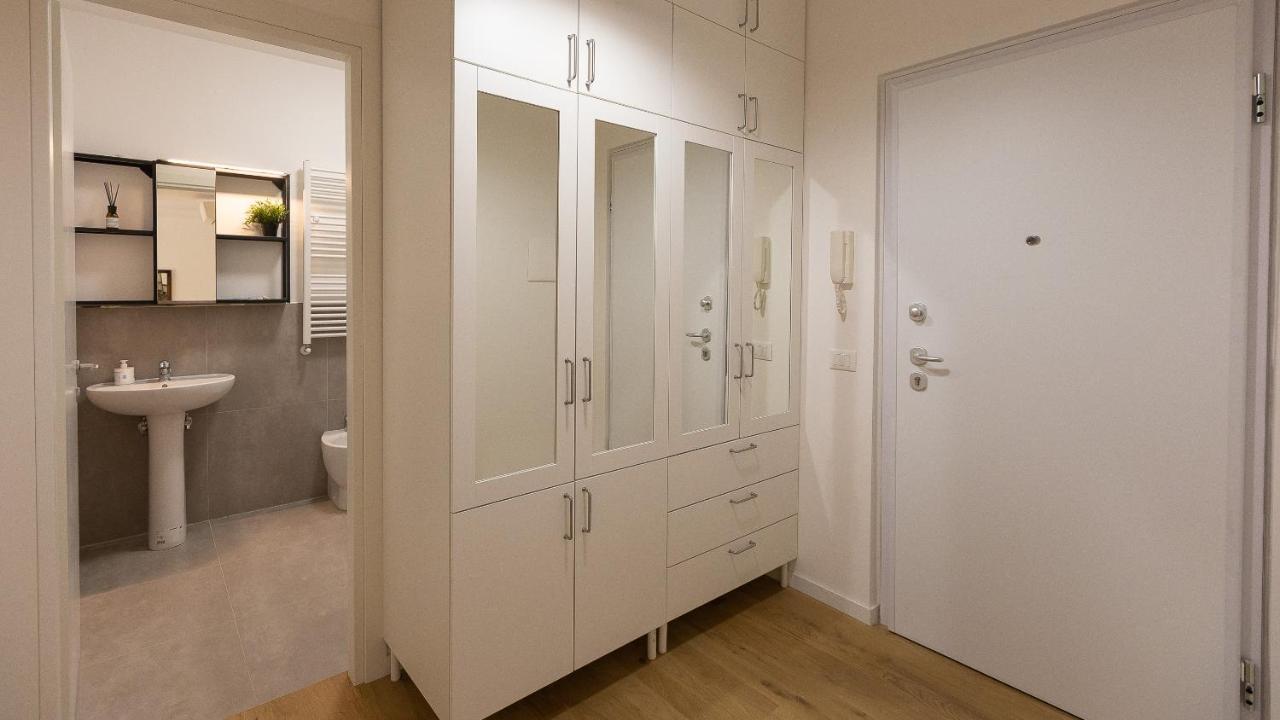In - Annietta Apartment *