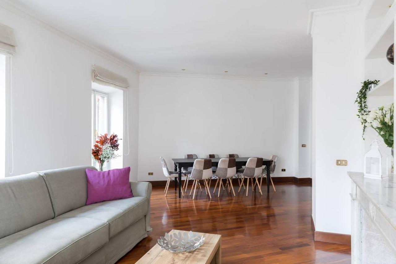 Queenavona Apartment *
