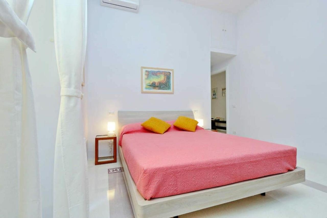 Apartment Carlo Alberto By Halldis Rom