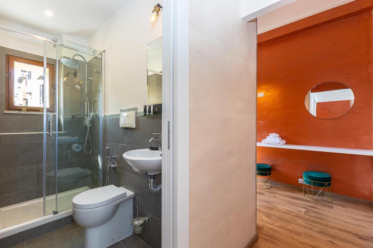 Apartamento Lovely New Via Genova Roma