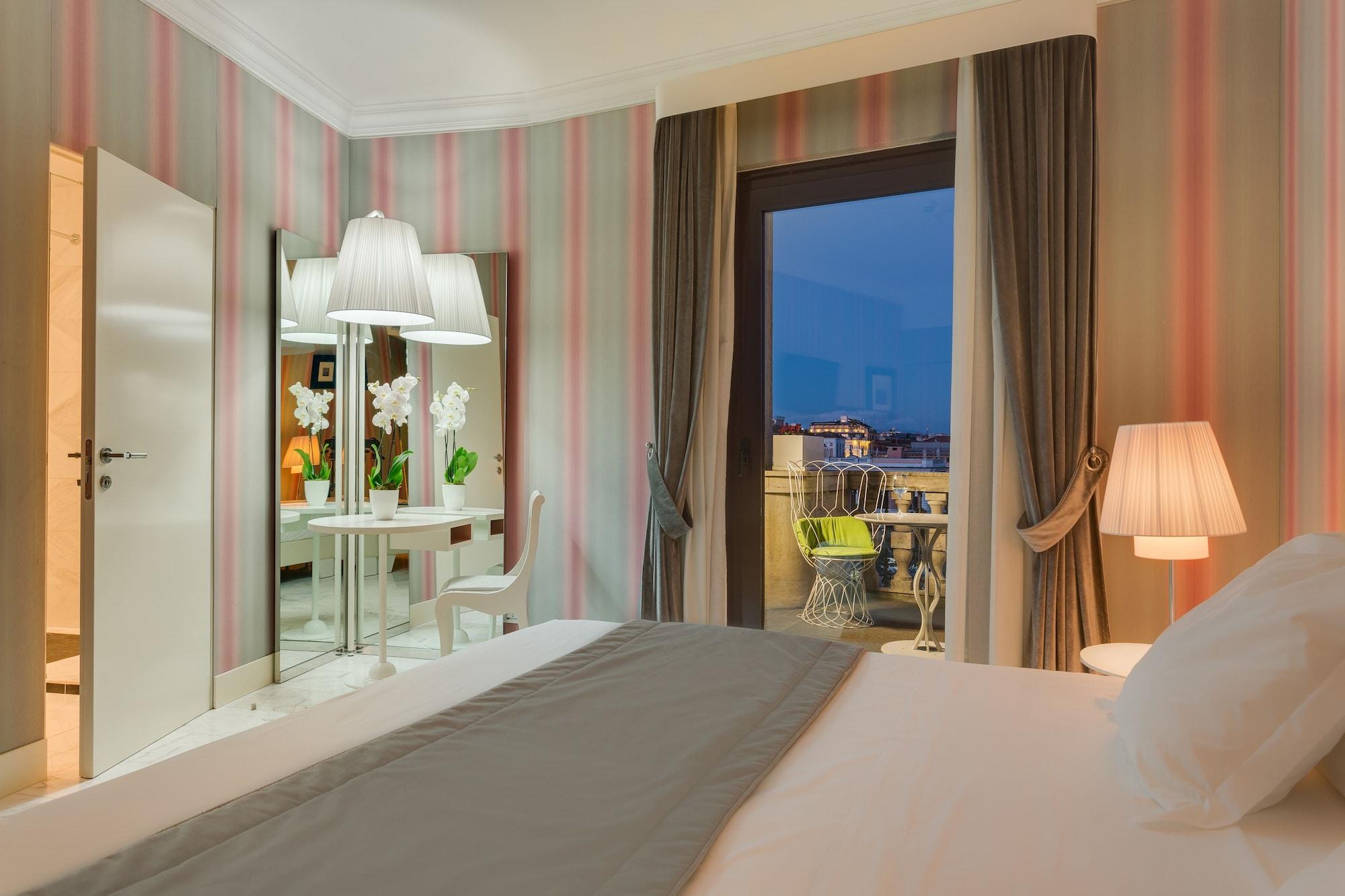 Grand Palace Hotell 5*