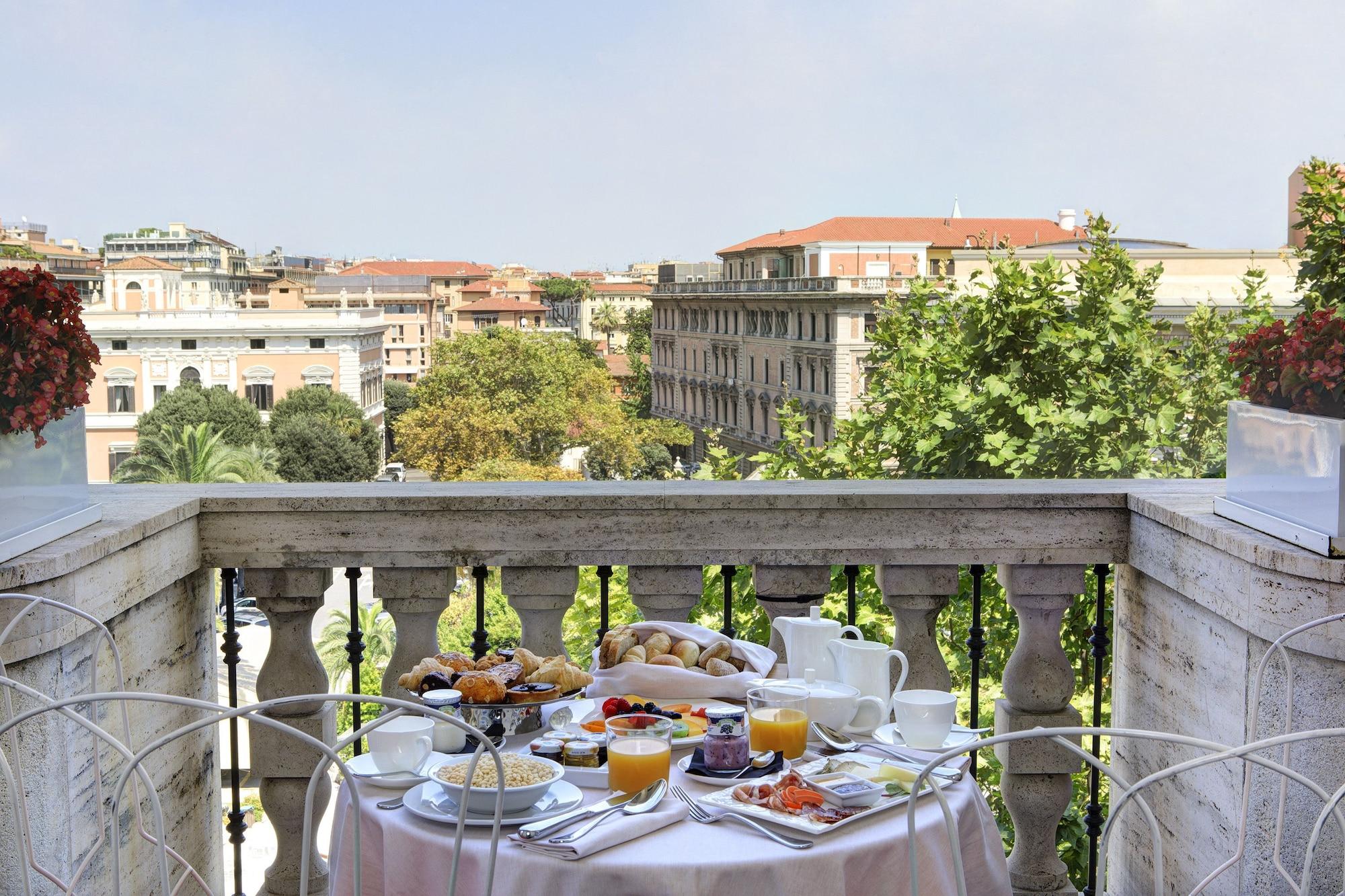 Grand Palace Hotell