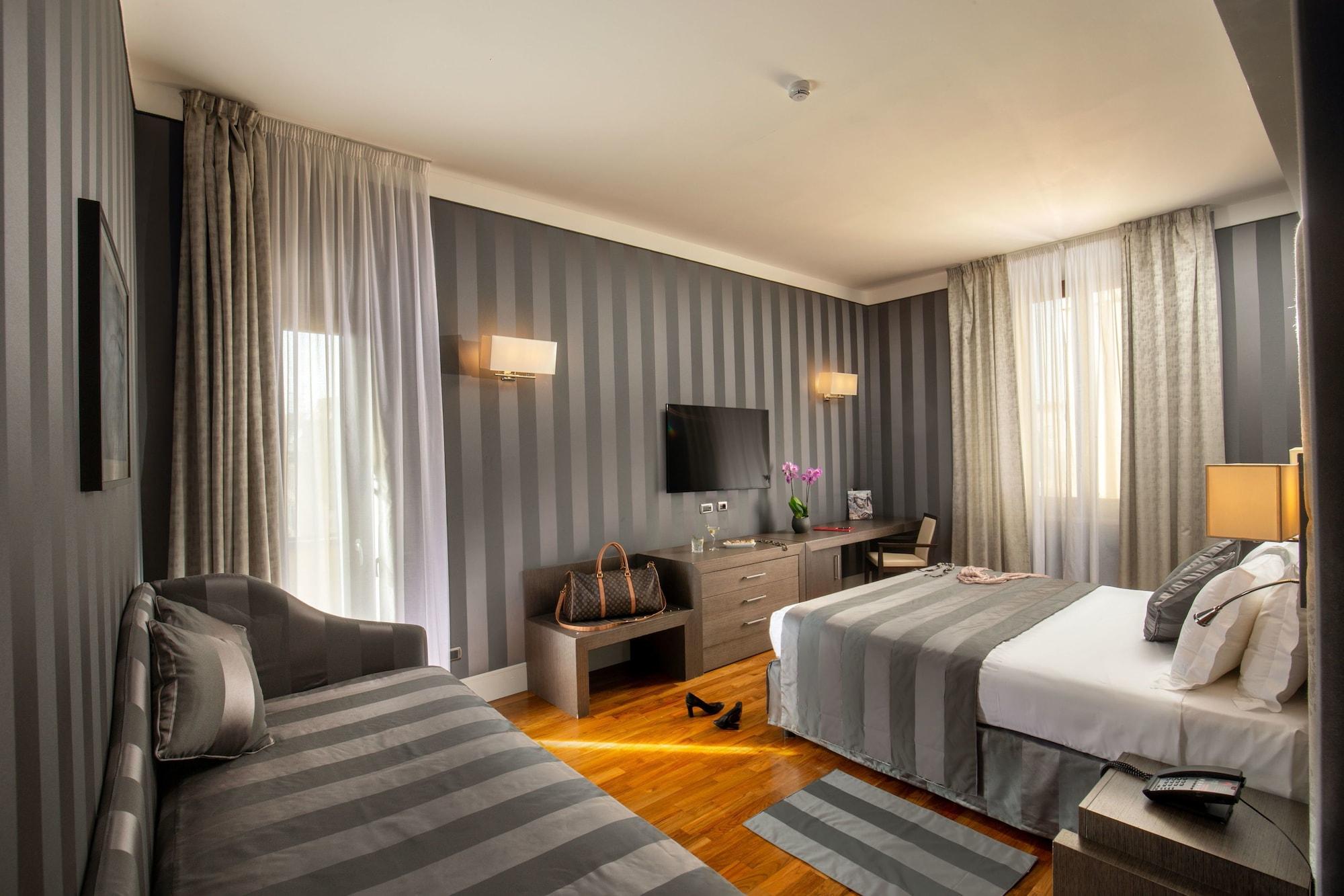Monti Palace 4* Rom