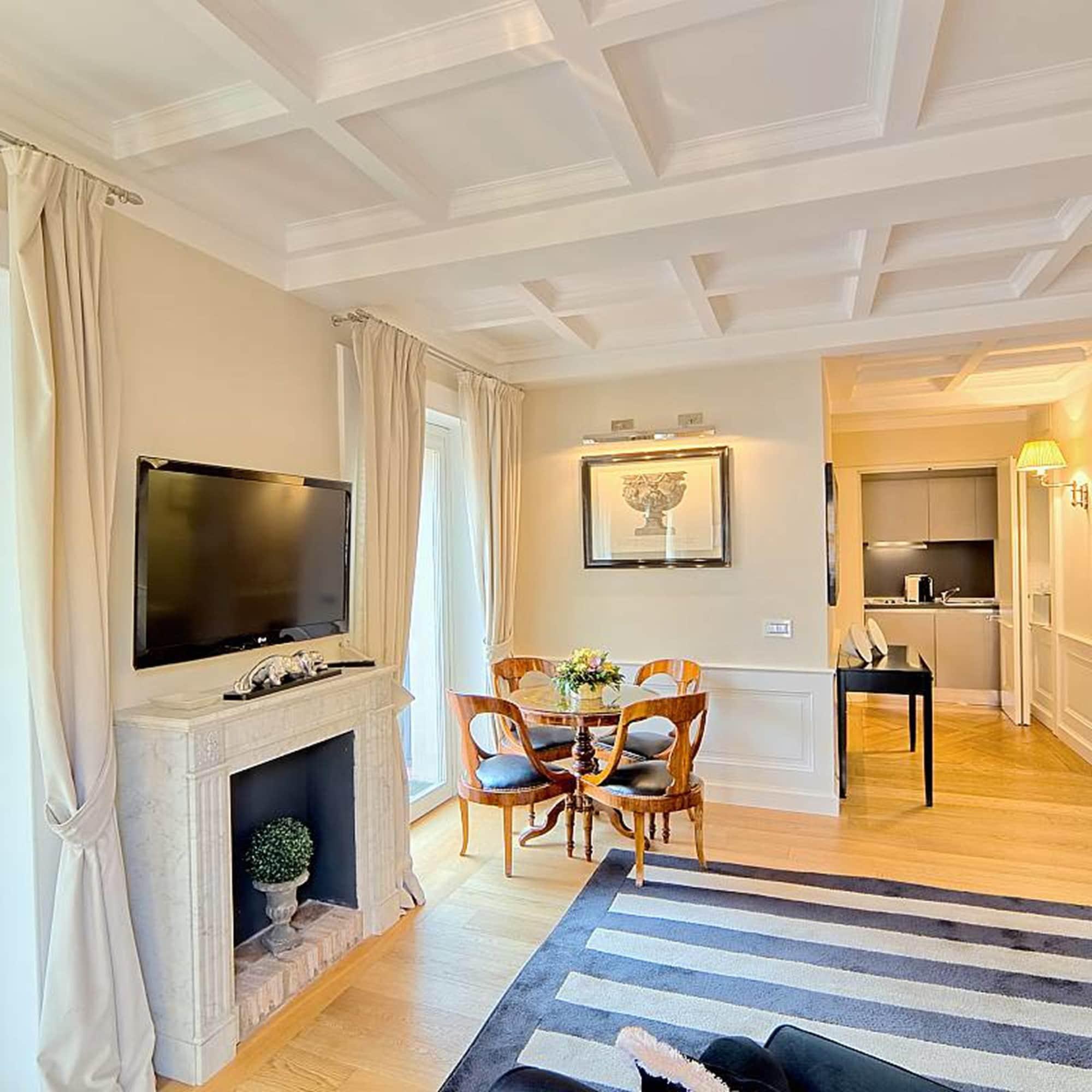 Hotel Trevi Palace Luxury Rom