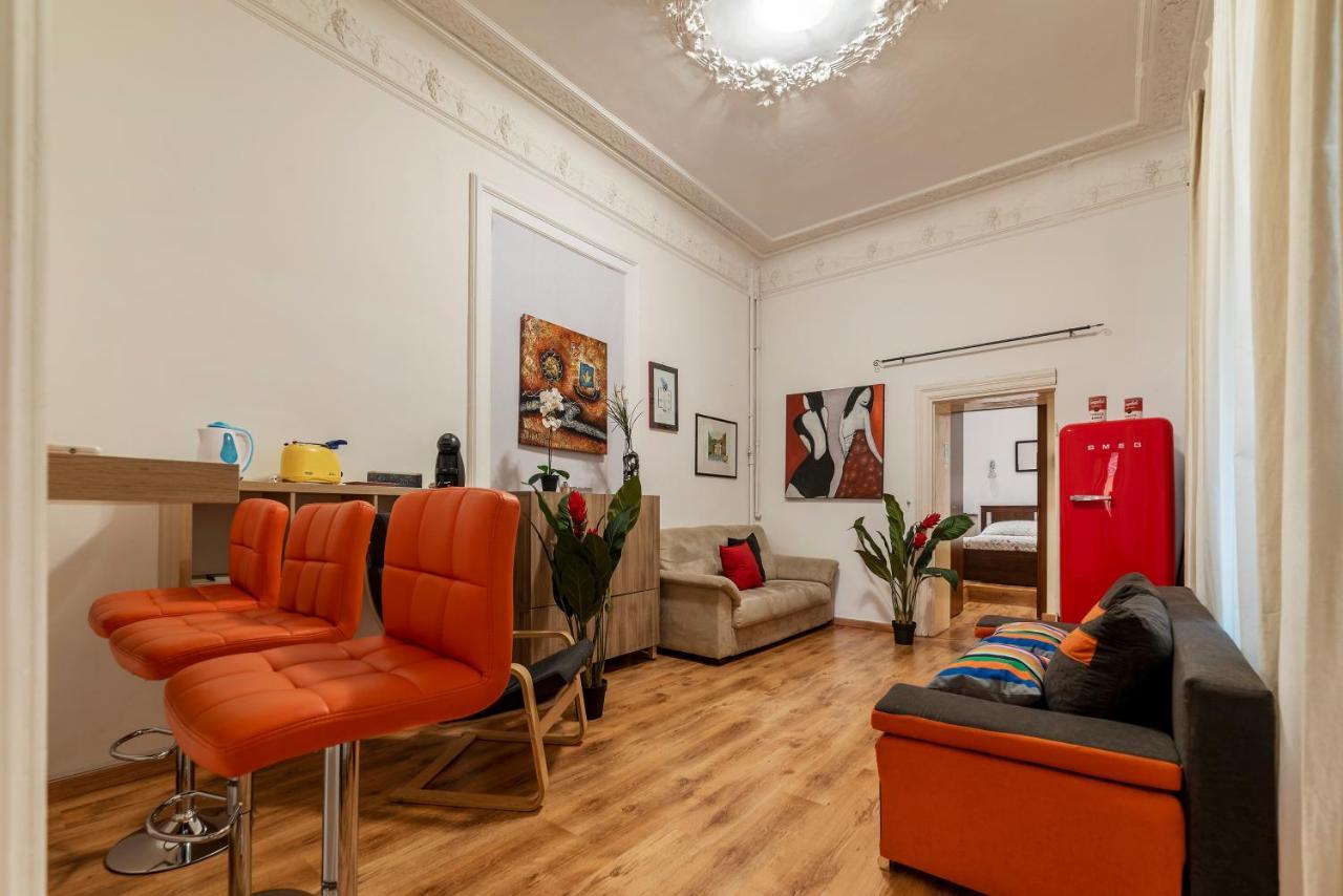 Santa Maria Maggiore - Opera House Apartamento *