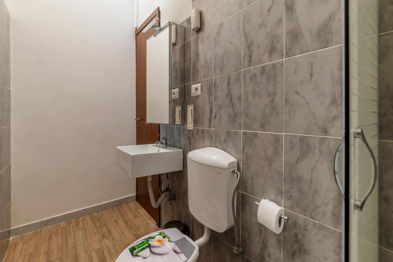 Santa Maria Maggiore - Opera House Apartamento *