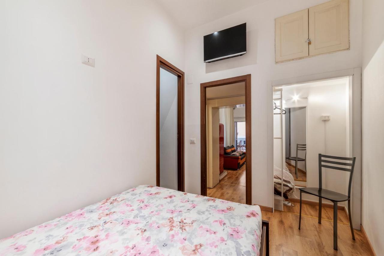 Santa Maria Maggiore - Opera House Apartamento *