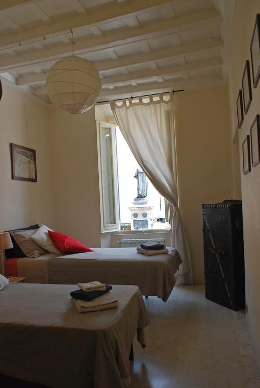 Piazza Farnese Apartamento