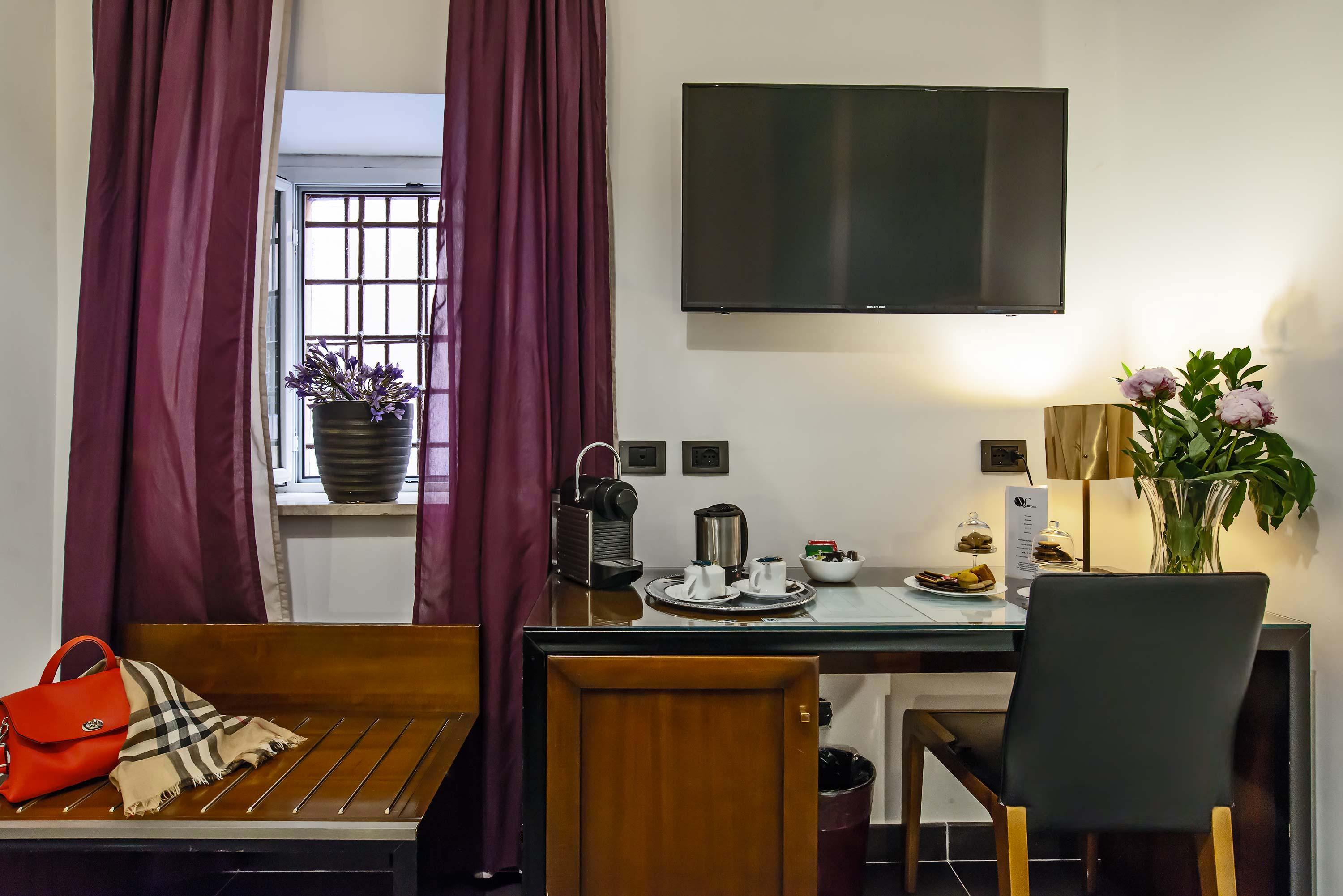 Hotel Navona Colors