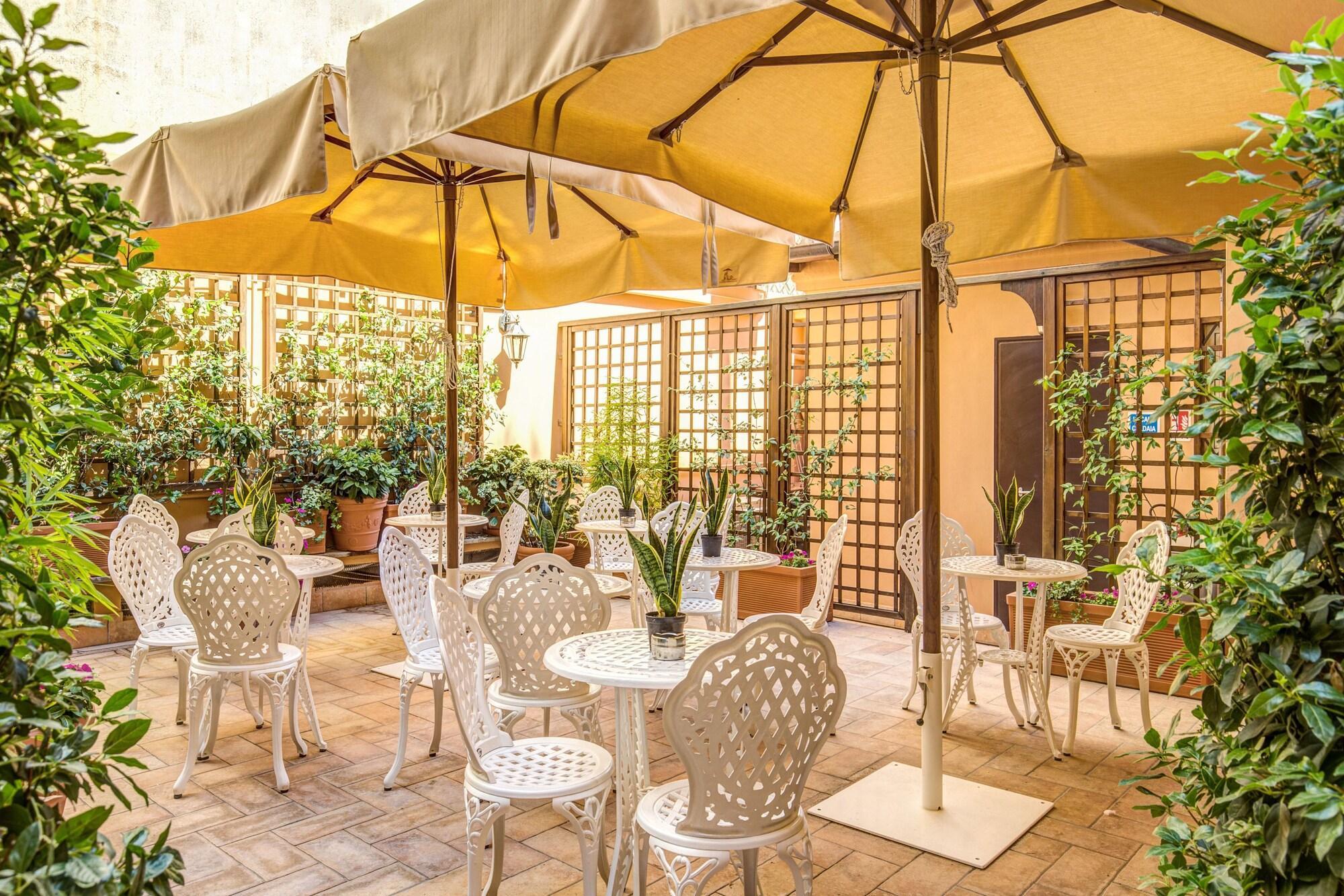 Charme Spagna Boutique Hotell 3*