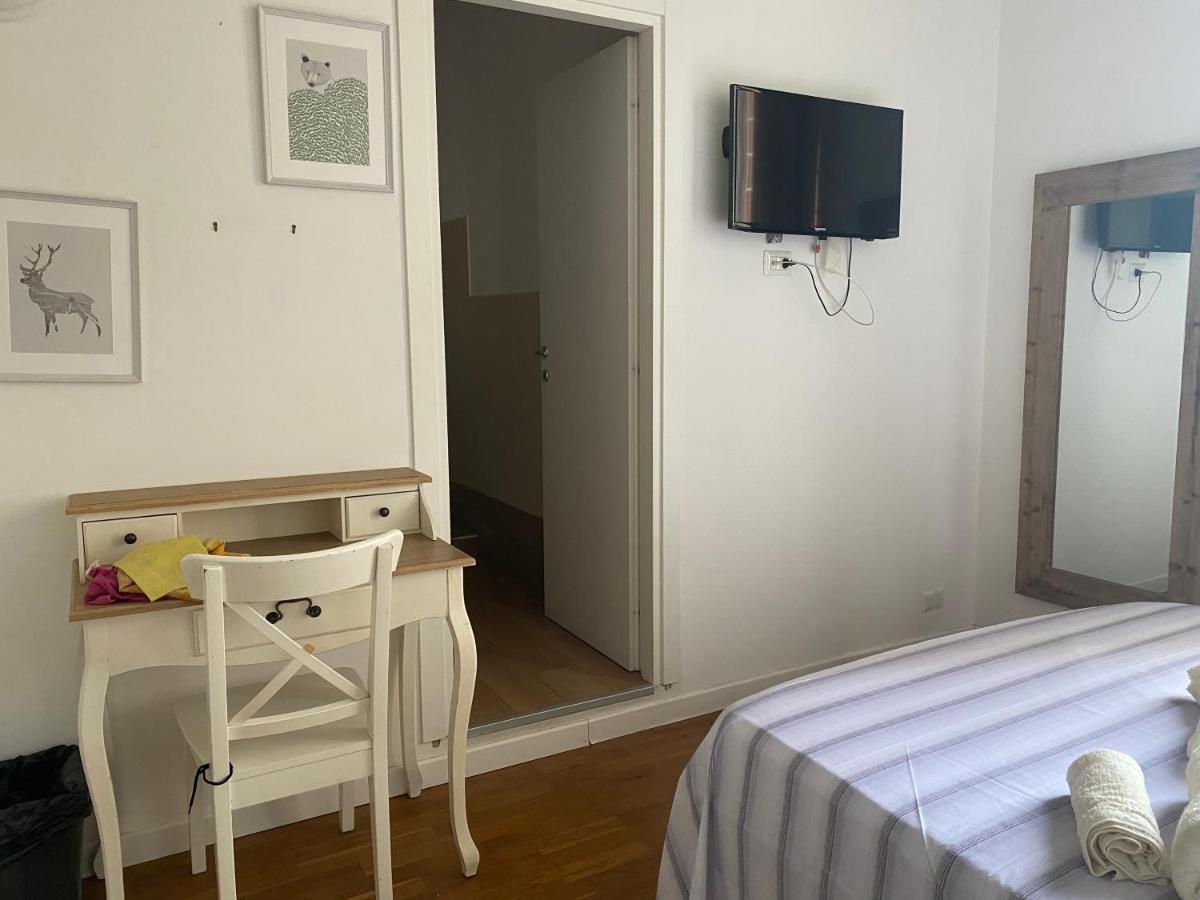 Affittacamere La Rosa Di 3 In Heart Of In San Giovanni Roma