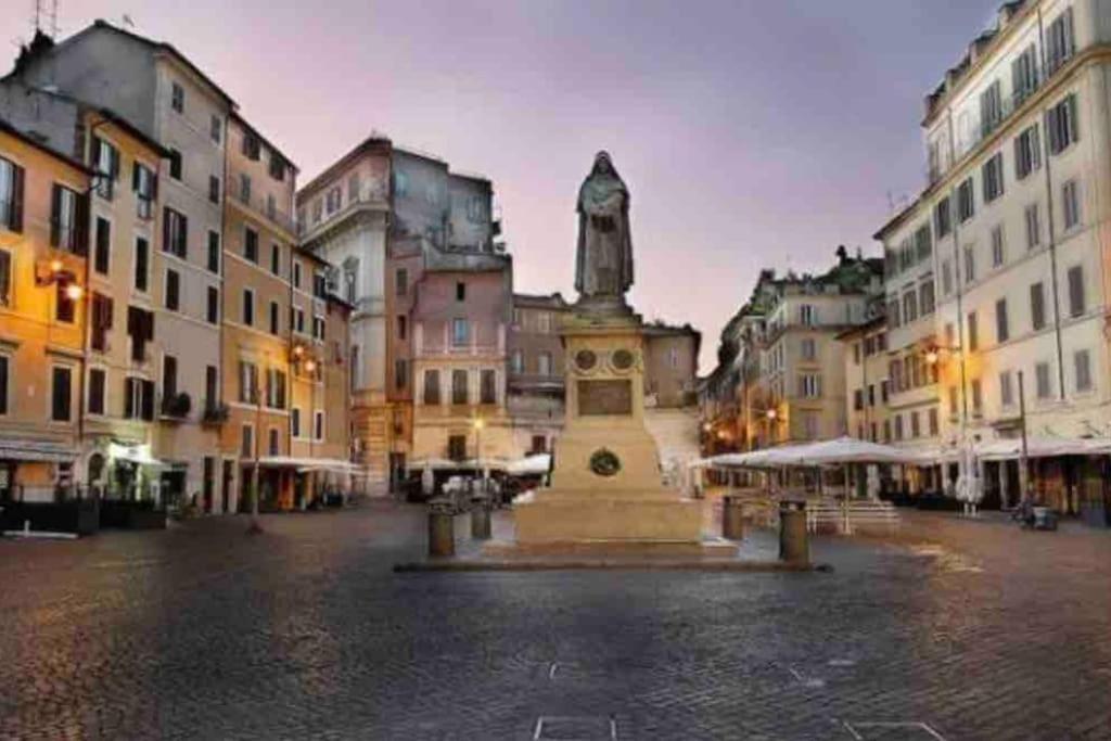 Campo De Fiori New Beautiful And Silent