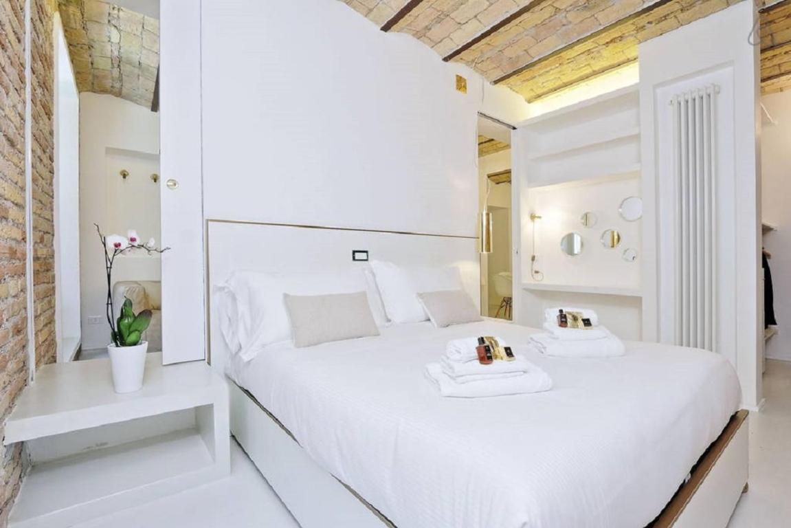 Apartamento Ych-charming Flat Near Colosseum Roma