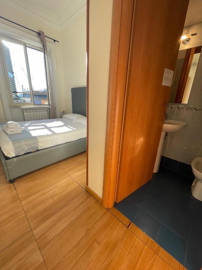 Floor 6 3* Roma