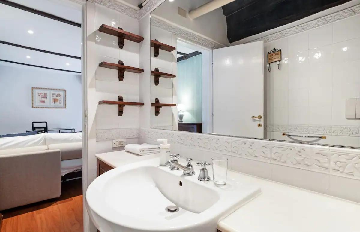 Chiavari 38 Enchanting Flat Up To 4 Guests Campo De' Fiori * Rom