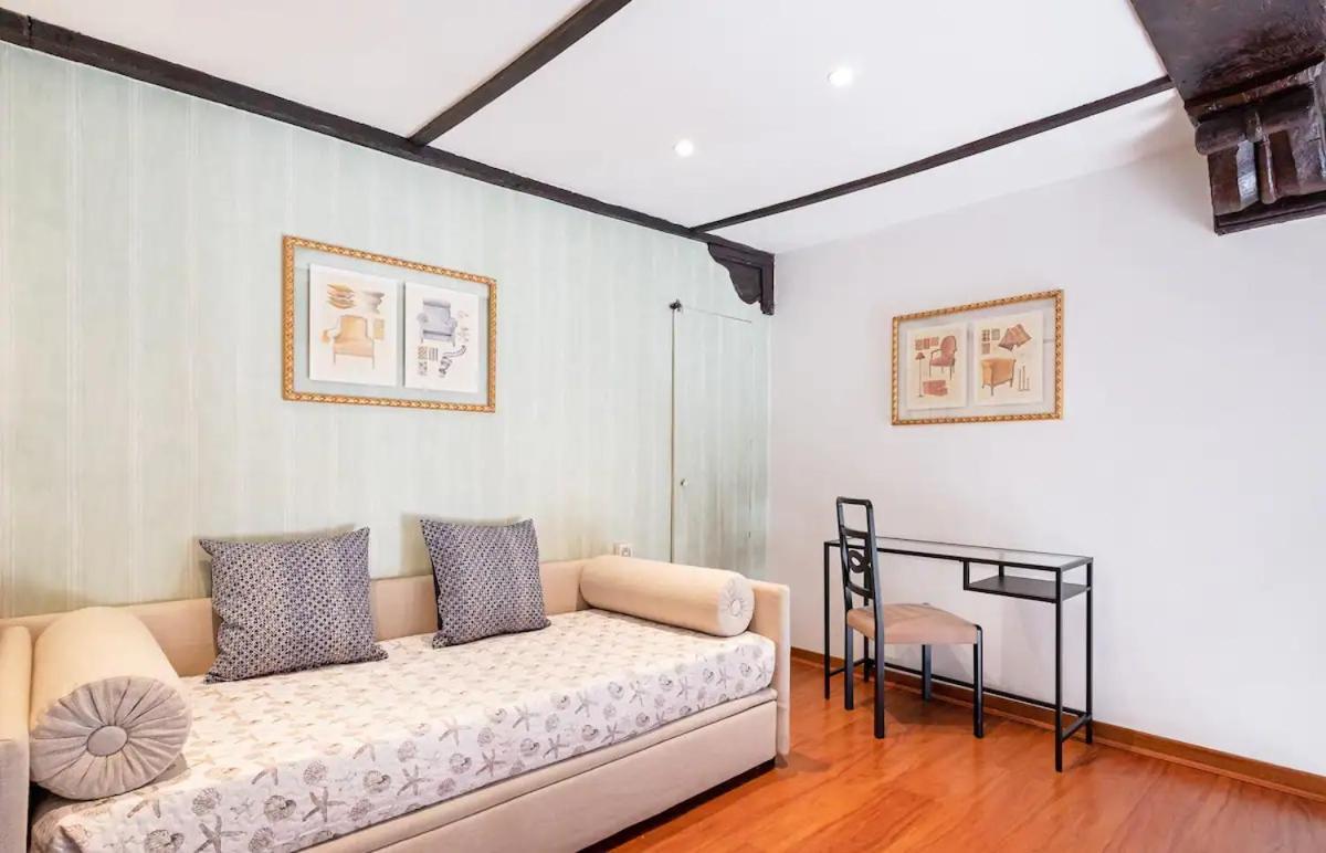 Chiavari 38 Enchanting Flat Up To 4 Guests Campo De' Fiori Apartment