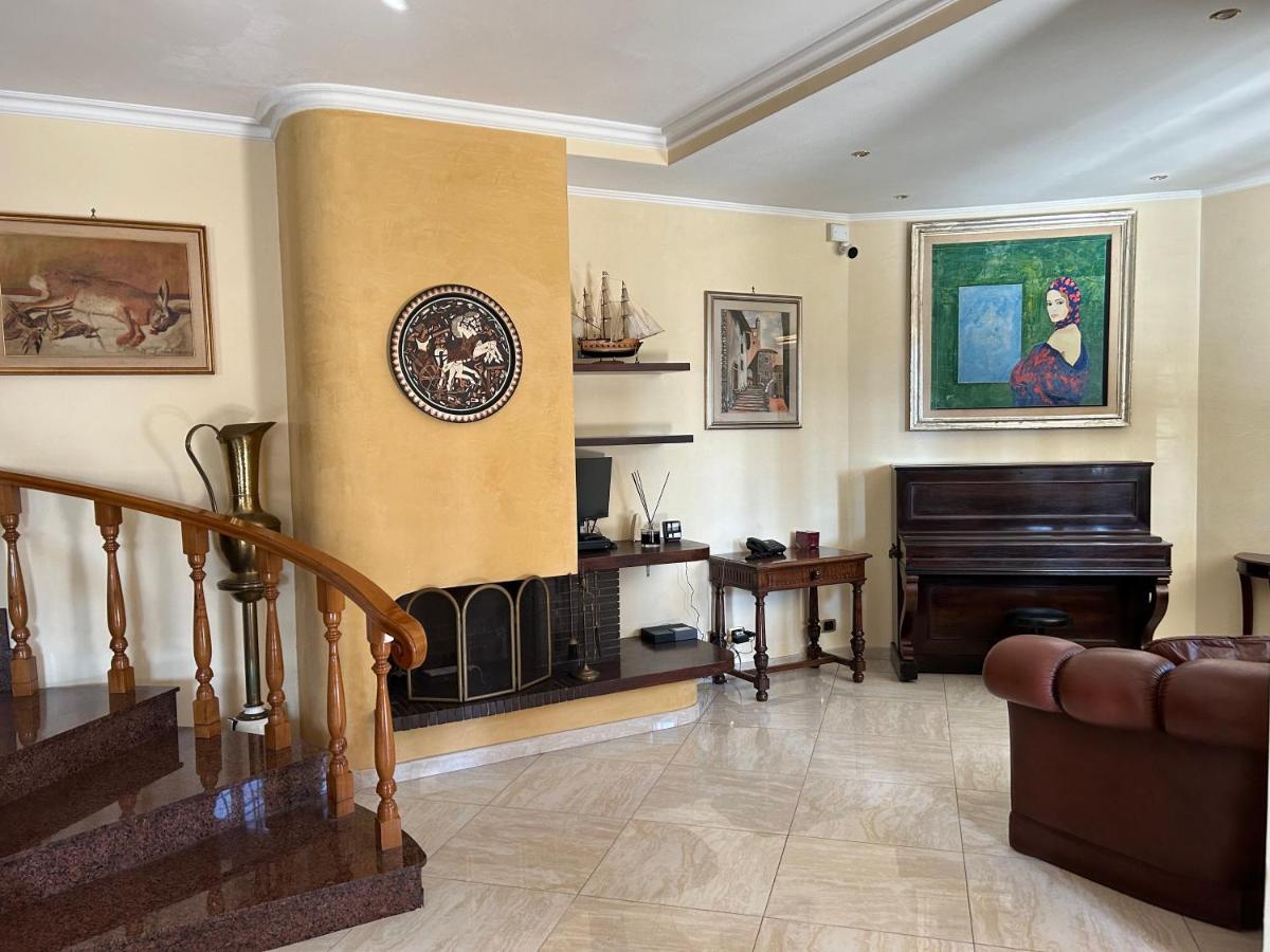 Visconti - Anagnina By Ghor Apartment Rom