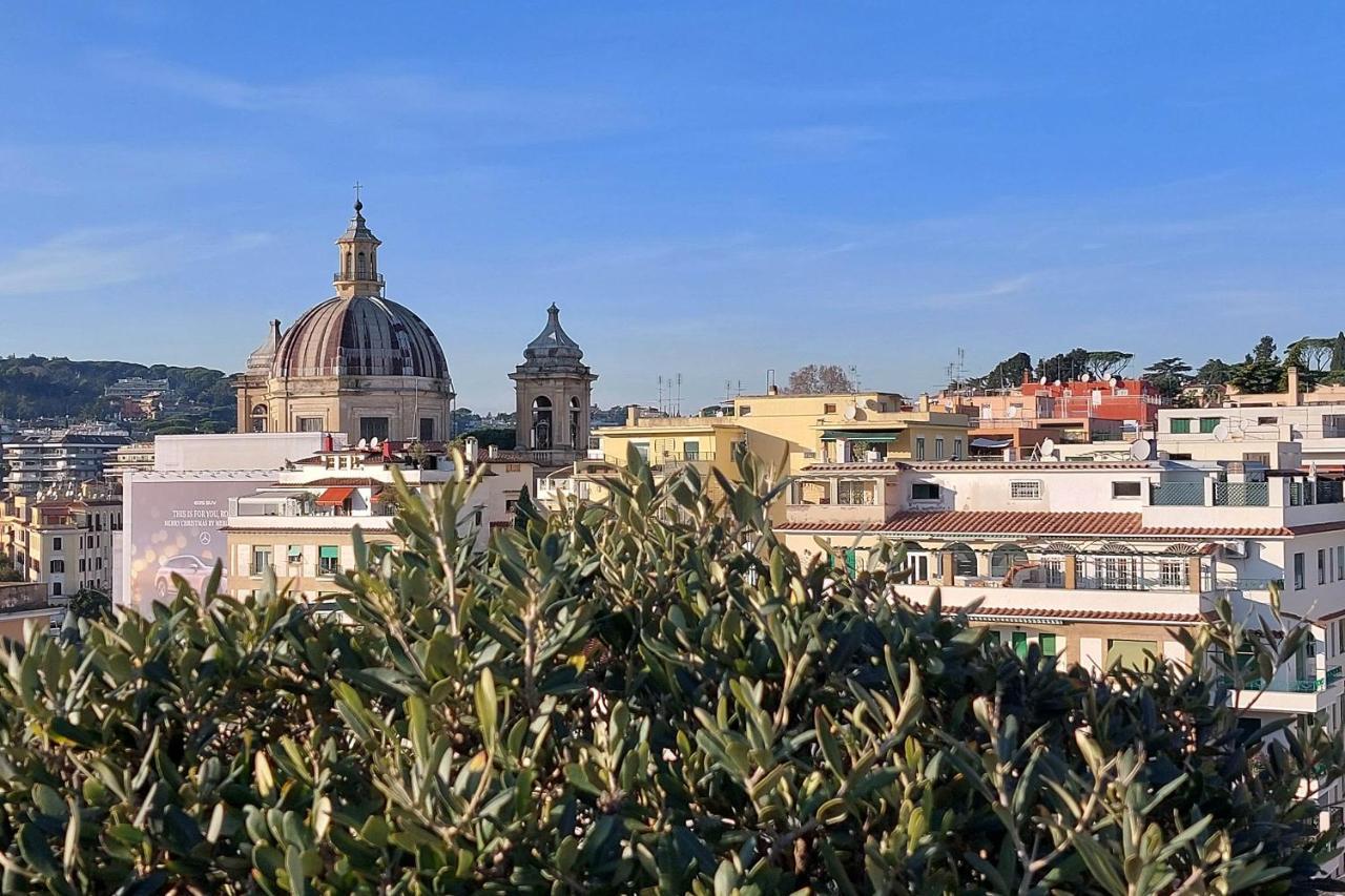 Beautiful Loft In Ponte Milvio With Terrace Apartamento *