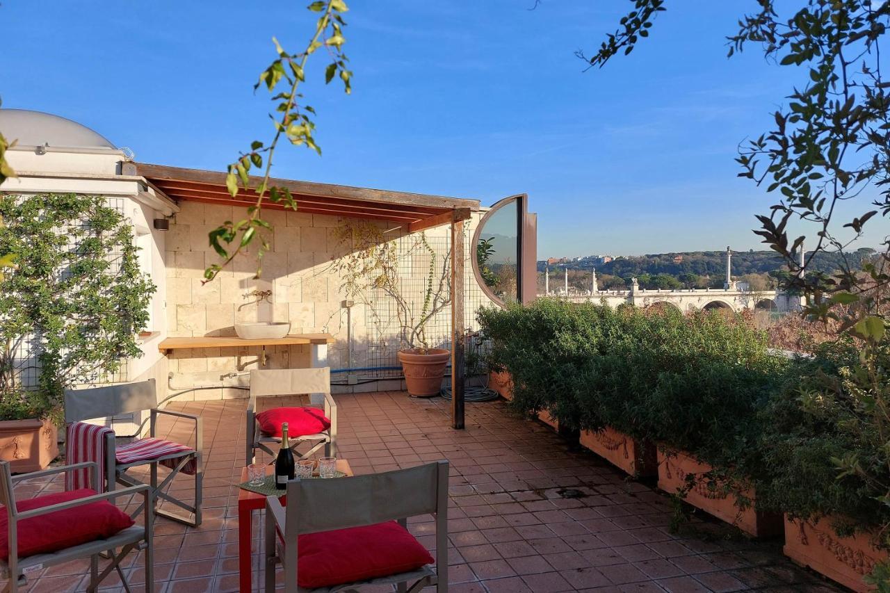 Beautiful Loft In Ponte Milvio With Terrace Apartamento