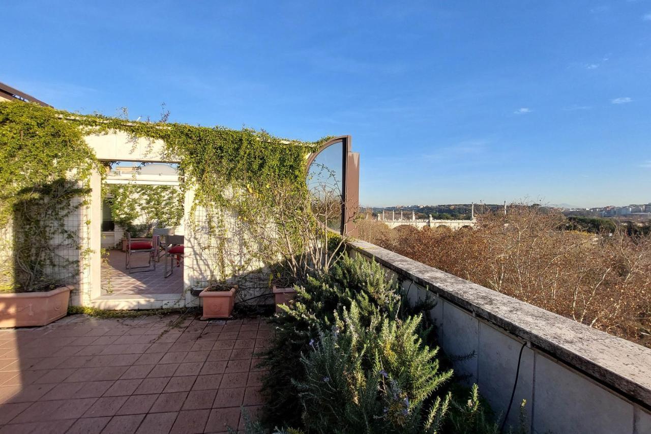 Beautiful Loft In Ponte Milvio With Terrace Apartamento